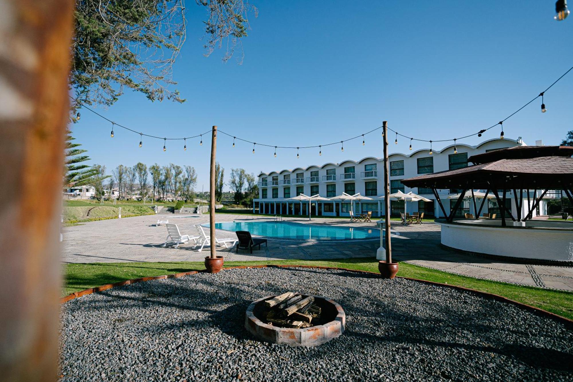 Bth Hotel Arequipa Lake Characato Exterior foto