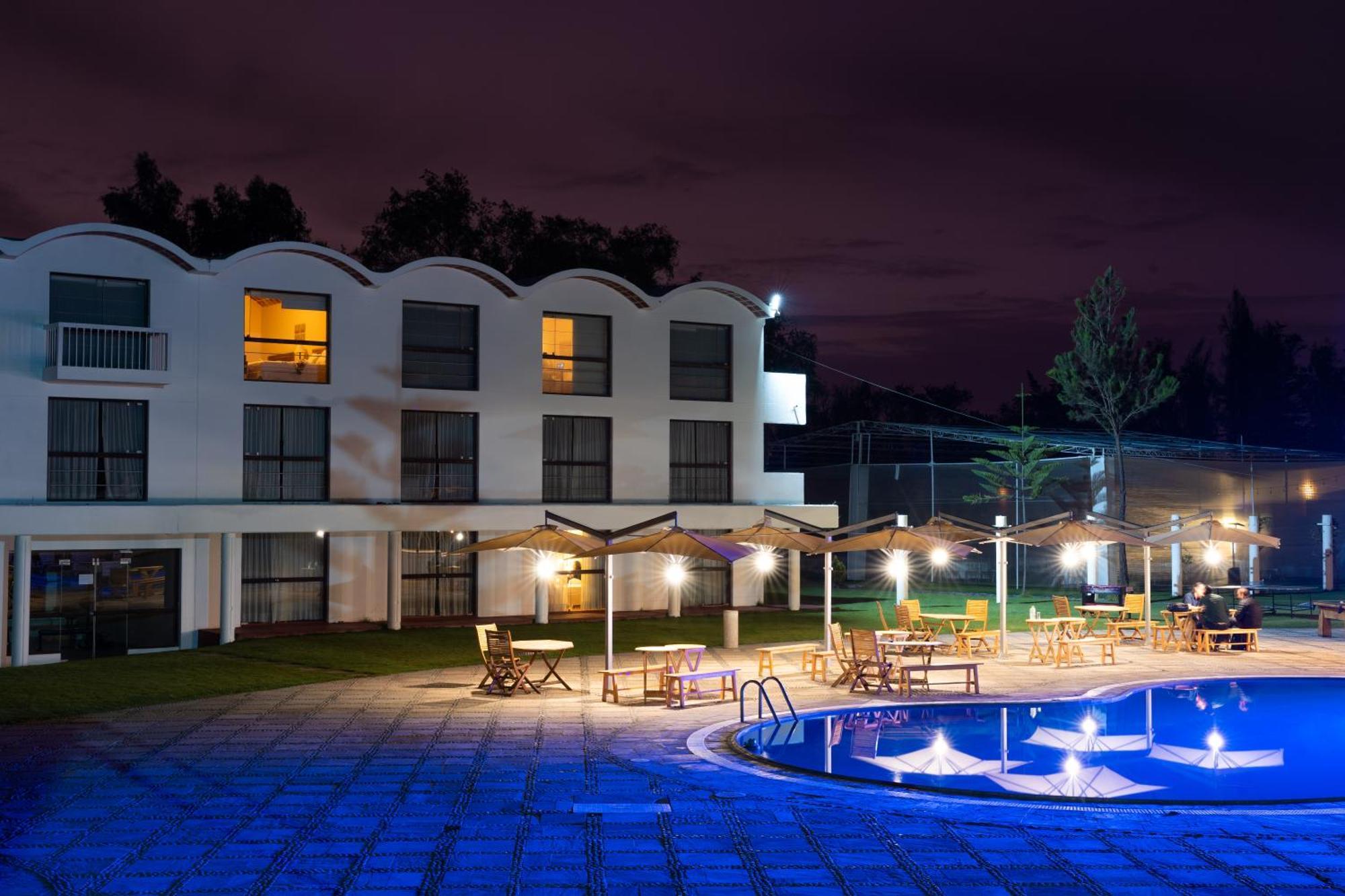 Bth Hotel Arequipa Lake Characato Exterior foto